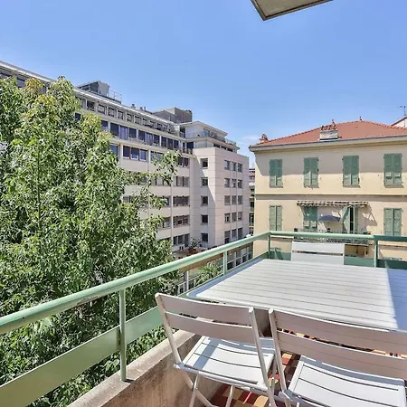 F8 Confort - Terrasse - * Nice